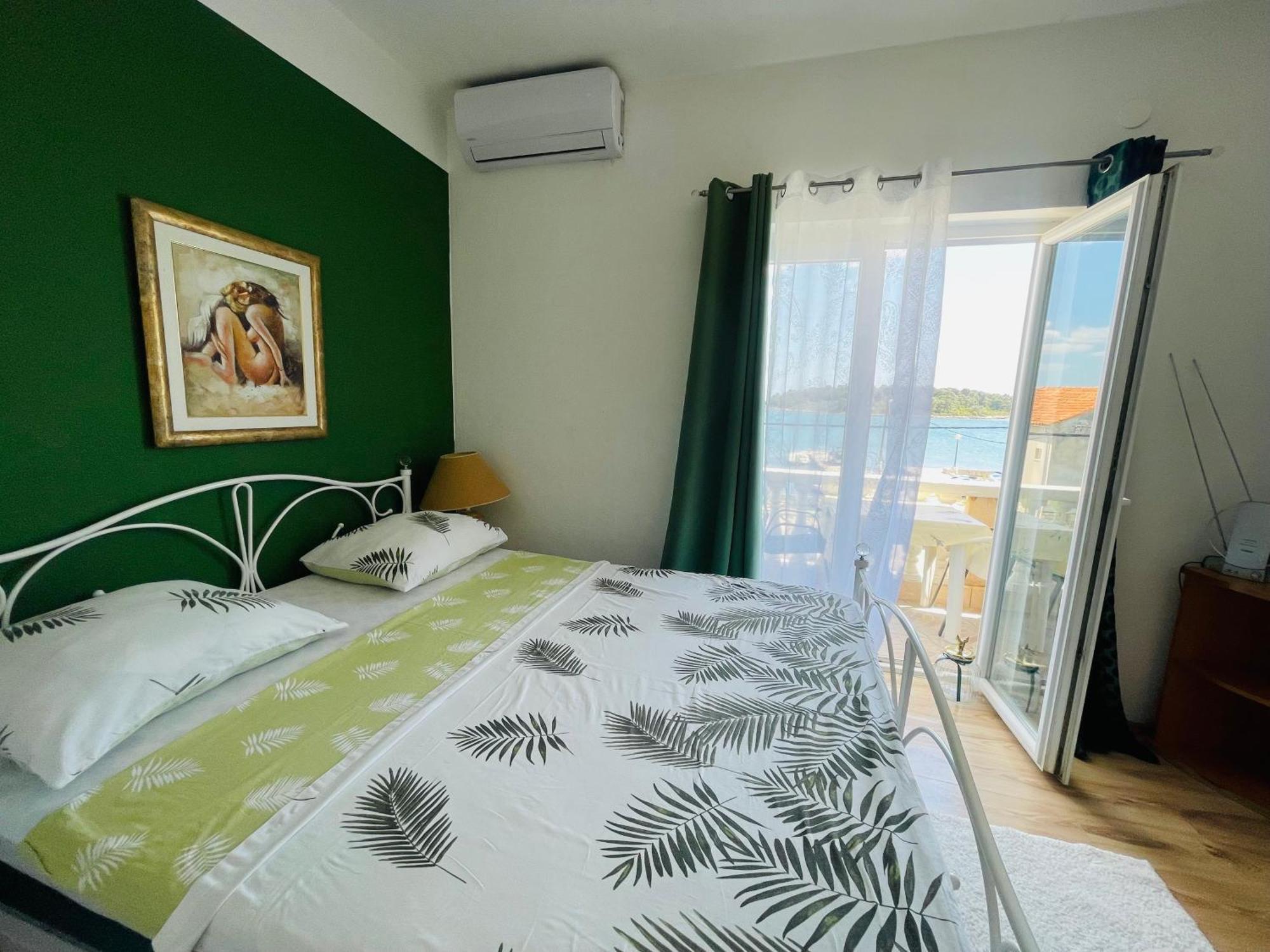Apartments Esperanza Pašman 外观 照片