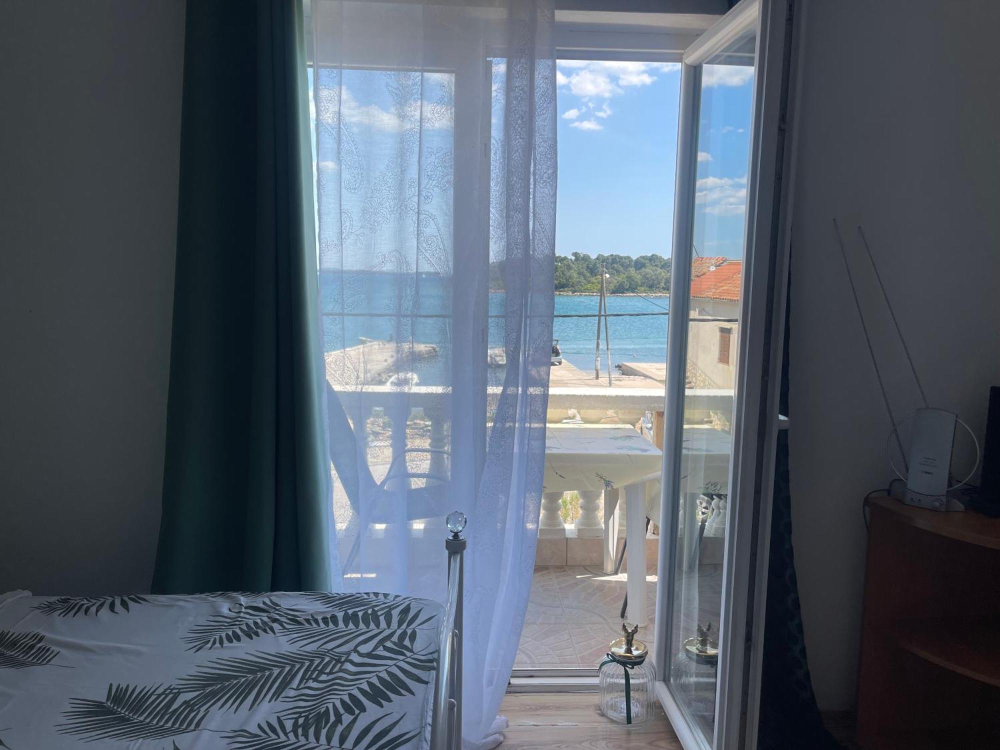Apartments Esperanza Pašman 外观 照片